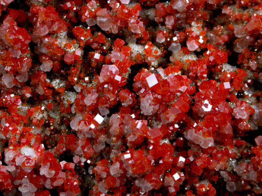 Vanadinite from Apache Mine (Vanadium Shaft), 8 km north of Globe, Gila County, Arizona