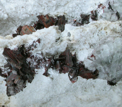 Hbnerite with Fluorite from Ruby Mine, Maggie Gulch, San Juan County, Colorado