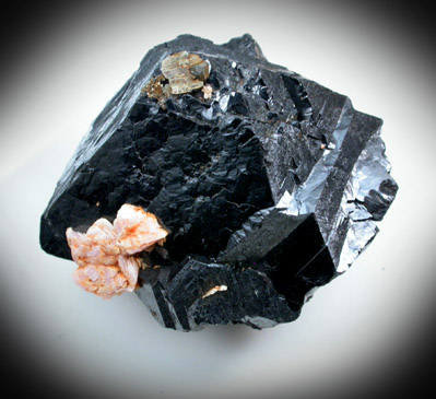 Sphalerite (Spinel-law twinned crystals) from Trepca District, 10 km east of Kosozska Mitrovica, Kosovo
