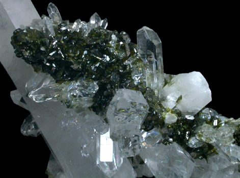 Quartz with Epidote from Hongqizhen Quarry, Meigu, Sichuan, China