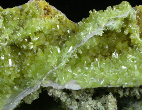 Pyromorphite from Yangshou Mine, Yangshuo, Guangxi, China