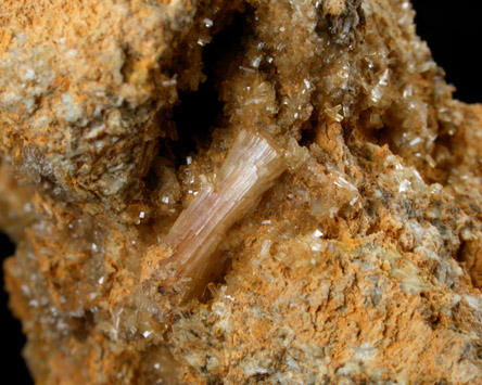 Stilbite var. Epidesmine from Moore's Station Quarry, 44 km northeast of Philadelphia, Mercer County, New Jersey