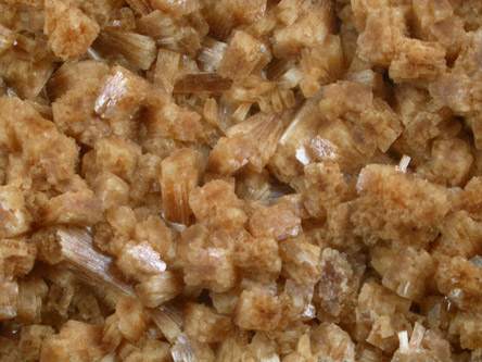 Stilbite var. Epidesmine from Moore's Station Quarry, 44 km northeast of Philadelphia, Mercer County, New Jersey