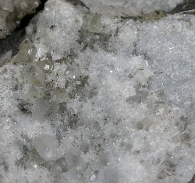 Albite, Quartz, Thaumasite, Goethite from Paterson, Passaic County, New Jersey