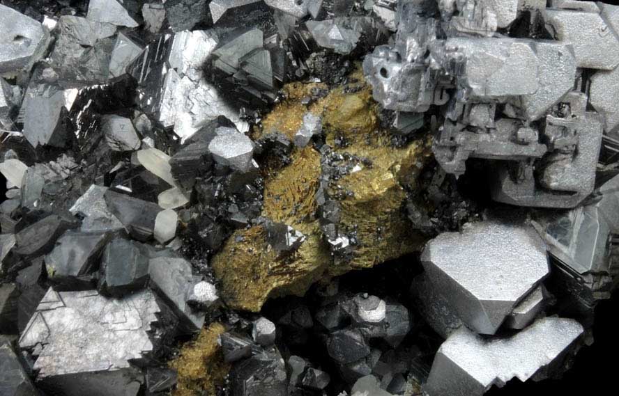 Galena, Sphalerite, Chalcopyrite, Quartz from Deveti Septemvri Mine, Madan District, Rhodope Mountains, Bulgaria