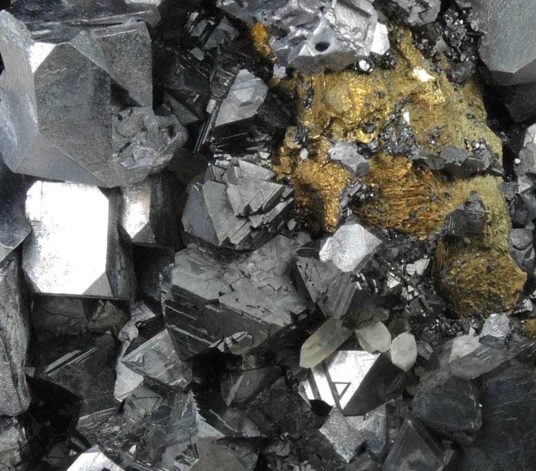 Galena, Sphalerite, Chalcopyrite, Quartz from Deveti Septemvri Mine, Madan District, Rhodope Mountains, Bulgaria