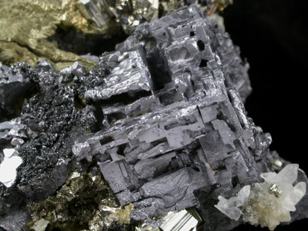 Pyrite on Chalcopyrite over Sphalerite with Galena from Deveti Septemvri Mine, Madan District, Rhodope Mountains, Bulgaria