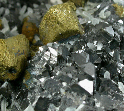Chalcopyrite, Sphalerite, Galena, Quartz from Deveti Septemvri Mine, Madan District, Rhodope Mountains, Bulgaria