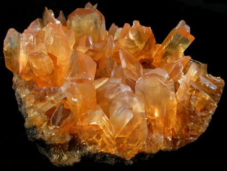 Gypsum var. Selenite (twinned crystals) from Las Salinas de Paracas, Pisco, Ica Department, Peru