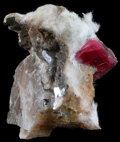 Manganocummingtonite with Rhodonite from Morro da Mina, Conselheiro Lafaite, Belo Horizonte, Minas Gerais, Brazil