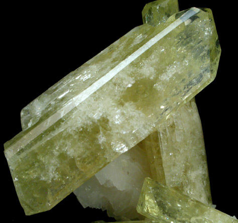 Brazilianite on Albite from Lavra do Telrio, Linpolis, Divino das Laranjeras, Minas Gerais, Brazil