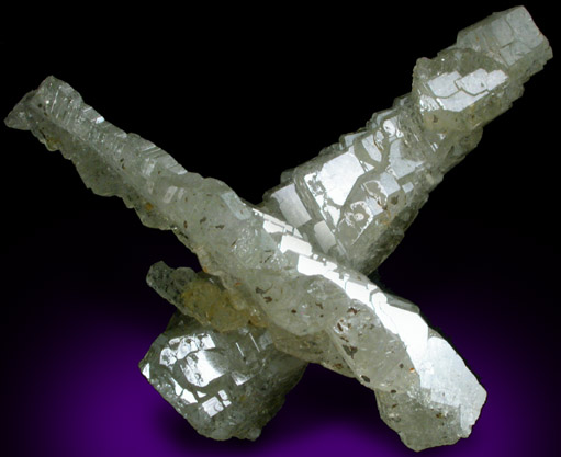 Fluorapatite stalactites from Sapo Mine, Conselheiro Pena, Minas Gerais, Brazil