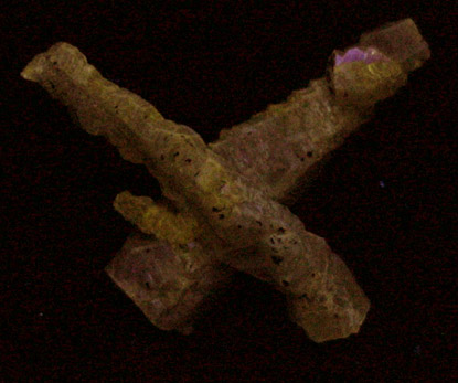 Fluorapatite stalactites from Sapo Mine, Conselheiro Pena, Minas Gerais, Brazil