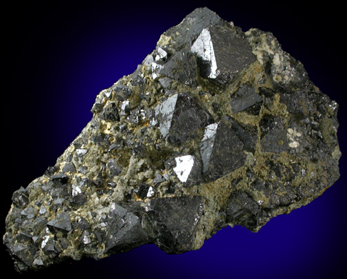 Magnetite from Laurel Hill (Snake Hill) Quarry, Secaucus, Hudson County, New Jersey