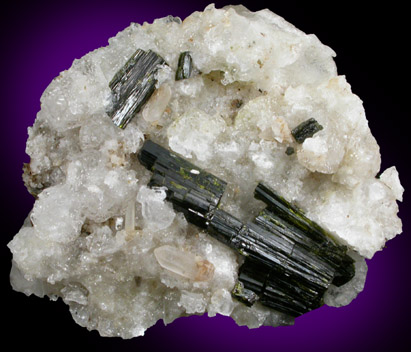 Epidote on Calcite from Pampa Blanca District, Castrovirreyna Province, Huancavelica, Peru