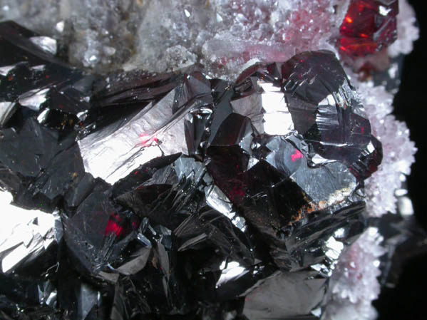 Sphalerite and Quartz from Shuikoushan Mine, Hunan Province, China