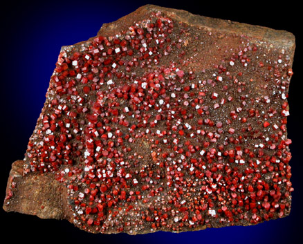 Vanadinite from Apache Mine (Vanadium Shaft), 8 km north of Globe, Gila County, Arizona