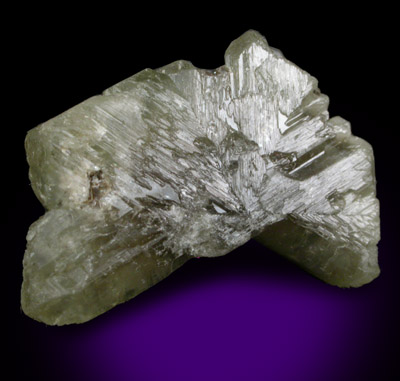 Chrysoberyl (twinned crystals) from Colatina, Espírito Santo, Brazil