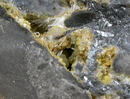 Onoratoite from Cetine di Cotoriano, near Rosia, Siena, Tuscany, Italy (Type Locality for Onoratoite)