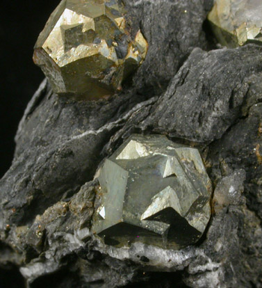 Pyrite var. Iron-Cross Twins from Cruz Hierro, Valencia, Spain