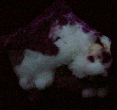 Strontianite from Faylor-Middle Creek Quarry, 3 km WSW of Winfield, Union County, Pennsylvania