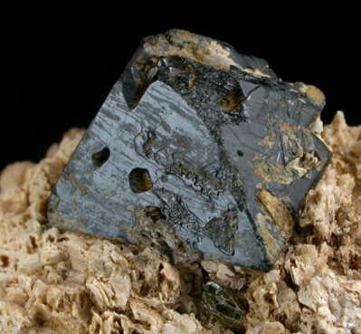 Spinel from Parker Mine, Notre Dame du Laus, Qubec, Canada