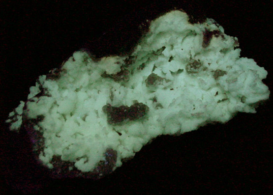 Strontianite with Calcite from Meckley's Quarry, 1.2 km south of Mandata, Northumberland County, Pennsylvania