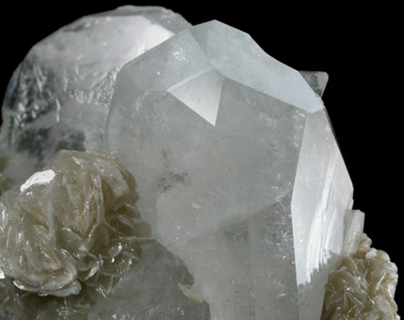 Beryl with Muscovite from Xuebaoding Mountain near Pingwu, Sichuan Province, China