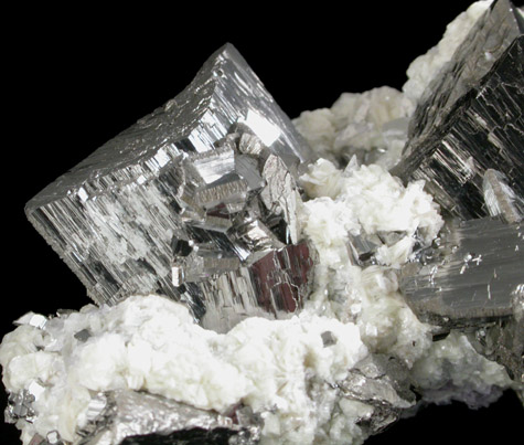 Arsenopyrite and Muscovite from Yaogangxian Mine, Nanling Mountains, Hunan Province, China