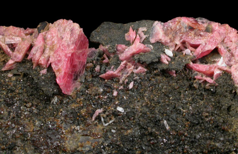 Rhodonite var. Paisbergite from Pajsberg, Vrmland, Sweden