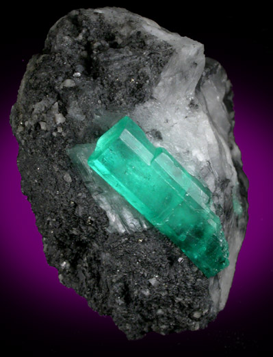 Beryl var. Emerald on Calcite from Polveros Mine, Vasquez-Yacopi District, Colombia