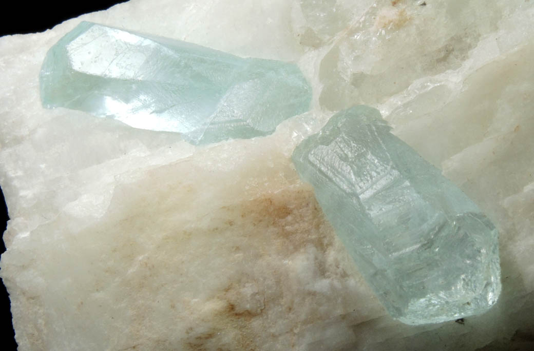 Beryl var. Aquamarine in Albite from Skardu District, Baltistan, Gilgit-Baltistan, Pakistan