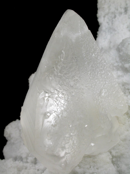 Calcite on Quartz from Nashik District, Maharashtra, India