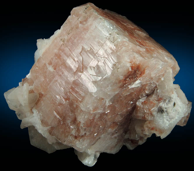 Fluorapophyllite-(K) and Stilbite on Quartz from Nashik District, Maharashtra, India