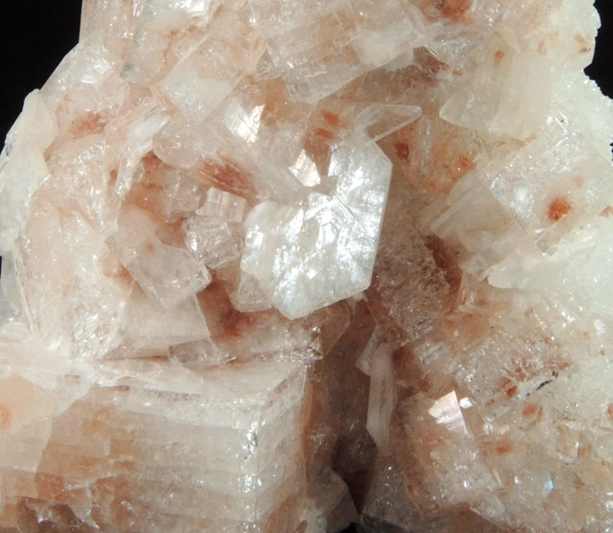 Fluorapophyllite-(K) and Stilbite on Quartz from Nashik District, Maharashtra, India