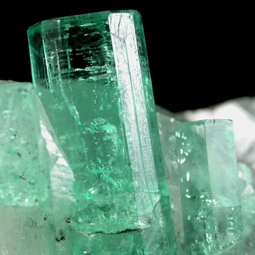 Beryl var. Emerald on Calcite from La Pita Mine, Vasquez-Yacopi District, Colombia