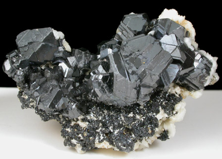 Sphalerite (Spinel Law Twin) from Casapalca District, Huarochiri Province, Peru