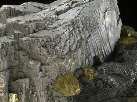 Arsenopyrite and Chalcopyrite on Sphalerite from Trepca District, 10 km east of Kosozska Mitrovica, Kosovo