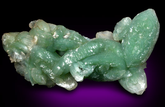 Stilbite-Ca (green) from Sakur, Maharashtra, India