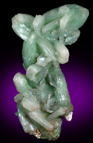 Stilbite-Ca (green) from Sakur, Maharashtra, India