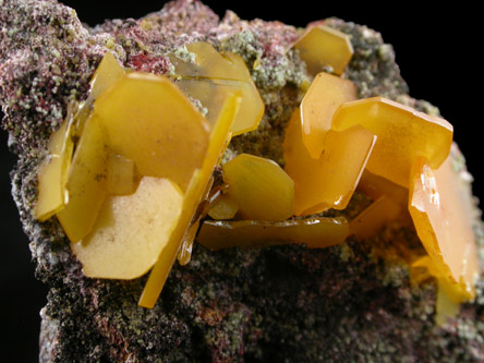 Wulfenite from Defiance Mine, Courtland-Gleeson District, Cochise County, Arizona