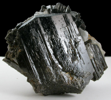 Fluoro-richterite (Fluororichterite) from Wilberforce, Ontario, Canada