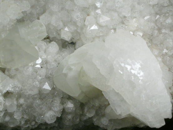 Heulandite-Ca, Datolite, Quartz from Upper New Street Quarry, Paterson, Passaic County, New Jersey