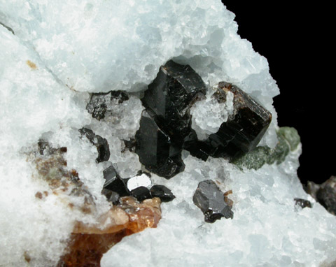 Grossular Garnet, Vesuvianite, Diopside and Calcite from York River Skarn Zone, Bancroft, Ontario, Canada
