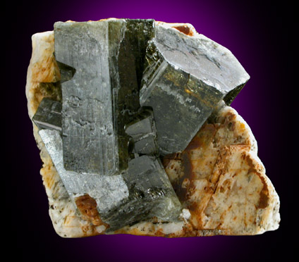 Fluorapatite from Lavra Aldeia do Eme, ear Conselheiro Pena, Minas Gerais, Brazil