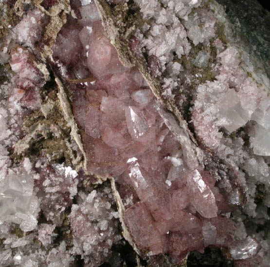 Heulandite-Ca in Prehnite pseudomorphs after Anhydrite with Calcite, Quartz, Laumontite from Prospect Park Quarry, Prospect Park, Passaic County, New Jersey