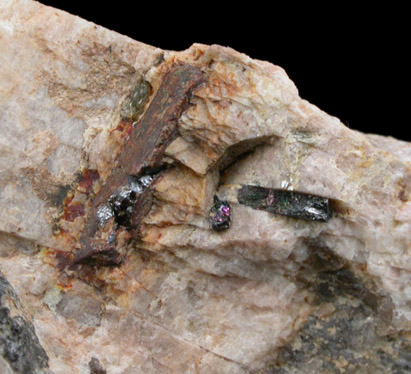 Ishikawaite from Penfield Quarry, Portland, Middlesex County, Connecticut