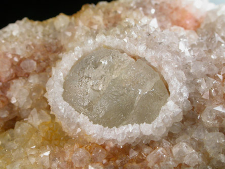 Linarite, Fluorite, Quartz, Brochantite from Blanchard Mine, Hansonburg District, 8.5 km south of Bingham, Socorro County, New Mexico