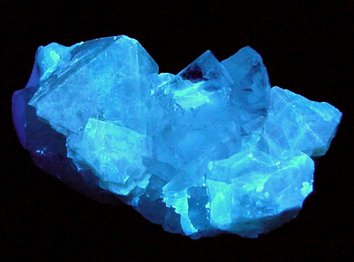 Scheelite and Fluorite from Linwu, Hunan, China