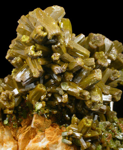 Pyromorphite on Barite from Mine Les Farges, Ussel, Corrze, France